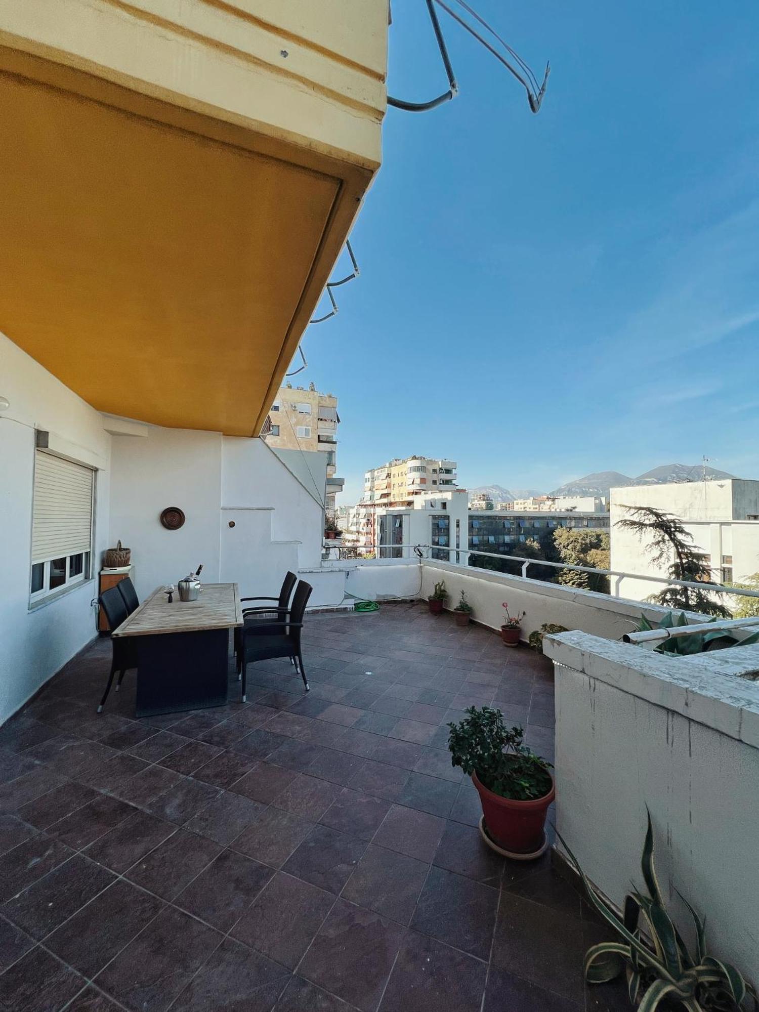 Lovely Apartment Tirana Exterior photo